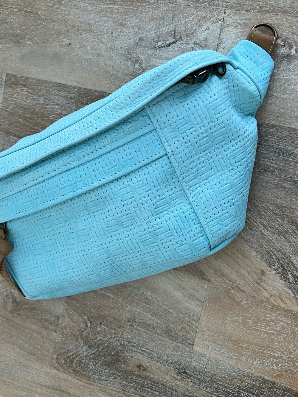 Turquoise Basketweave Leather Sling with Strap - Picture 6 of 11